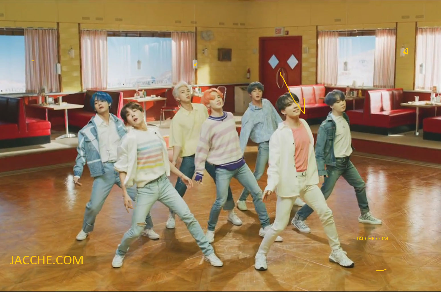 bts-Boy-With-Luv-2019-vid-billboard